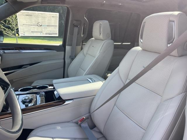 new 2025 Cadillac Escalade ESV car, priced at $126,044