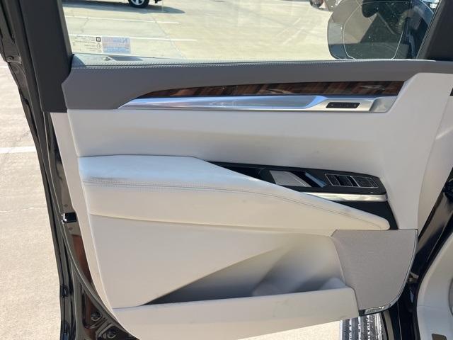 new 2025 Cadillac Escalade ESV car, priced at $126,044