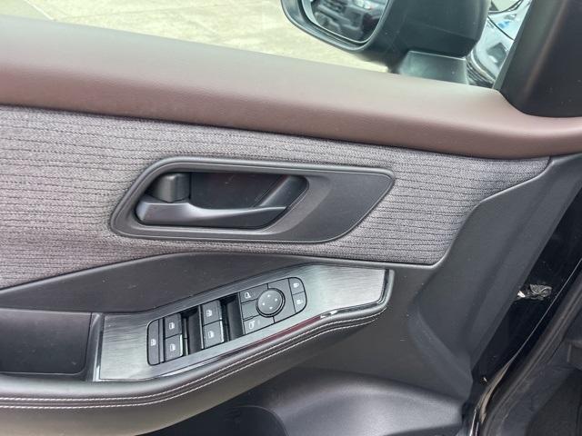 used 2021 Nissan Rogue car