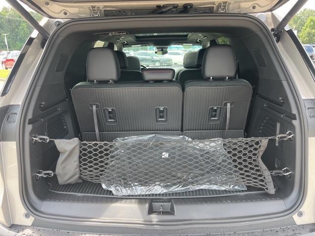 new 2026 Chevrolet Traverse car, priced at $56,899