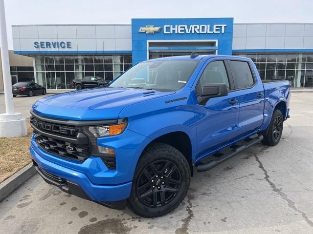 new 2025 Chevrolet Silverado 1500 car, priced at $42,040