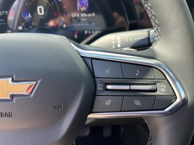 new 2026 Chevrolet Equinox car, priced at $34,055