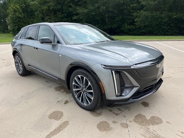 new 2024 Cadillac LYRIQ car, priced at $69,570