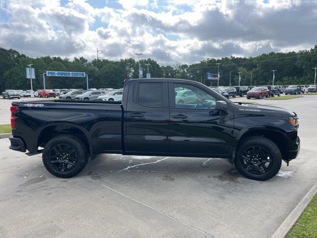 new 2025 Chevrolet Silverado 1500 car, priced at $42,714