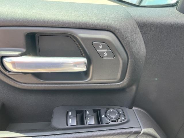 new 2026 Chevrolet Silverado 1500 car, priced at $44,270
