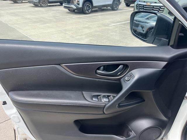 used 2022 Nissan Rogue Sport car, priced at $19,990