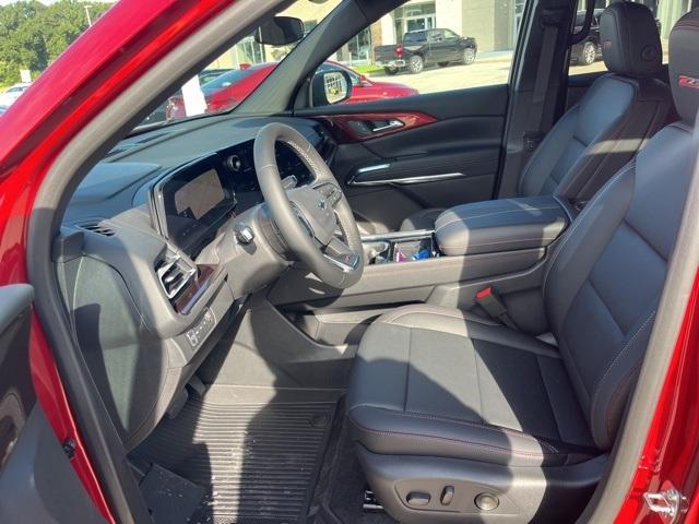 new 2025 Chevrolet Traverse car, priced at $50,719