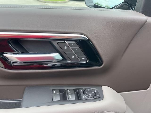new 2025 Chevrolet Tahoe car, priced at $67,879