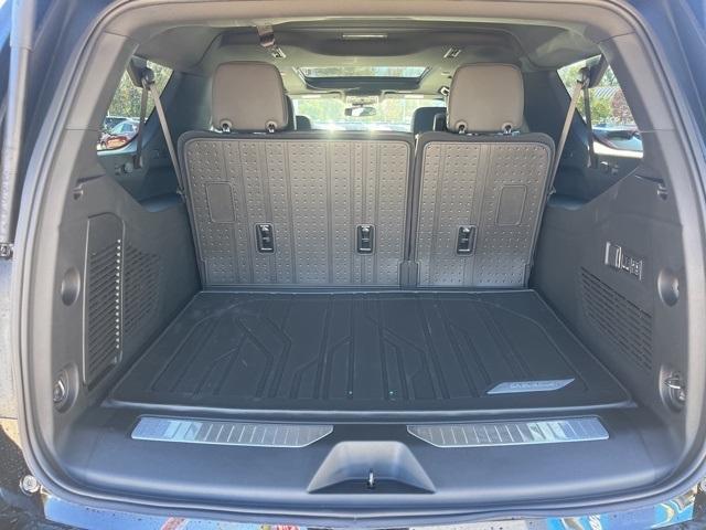 new 2025 Chevrolet Suburban car, priced at $82,605