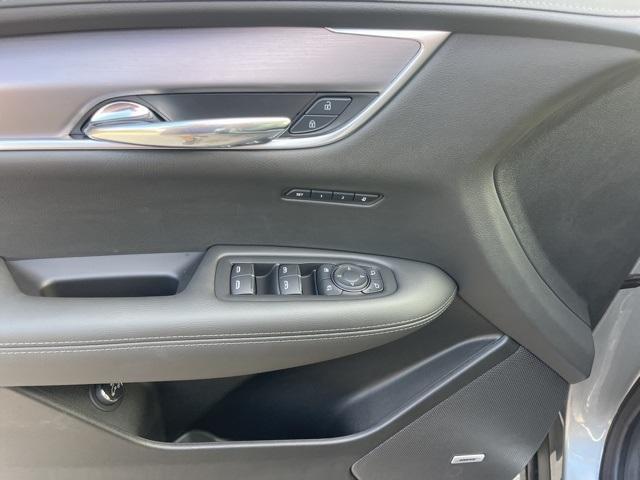 new 2025 Cadillac XT6 car, priced at $49,210