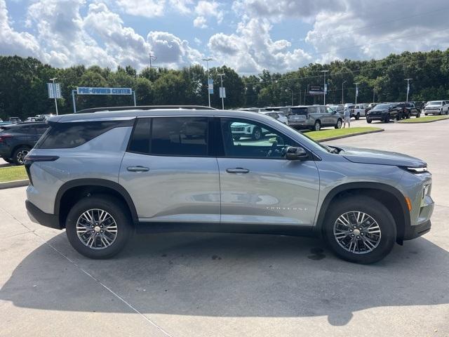 new 2025 Chevrolet Traverse car, priced at $42,094