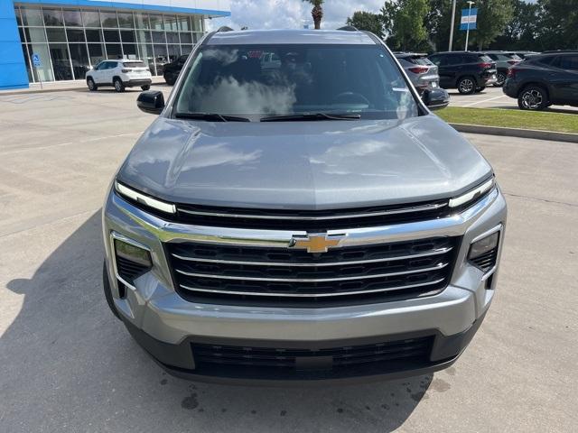 new 2025 Chevrolet Traverse car, priced at $42,094