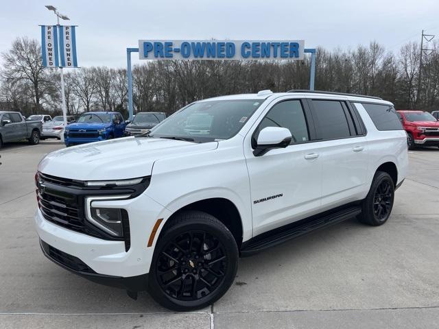 used 2025 Chevrolet Suburban car, priced at $72,990