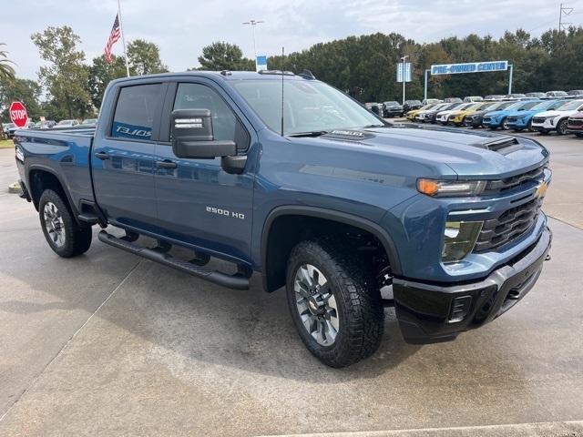 new 2025 Chevrolet Silverado 2500 car, priced at $56,110