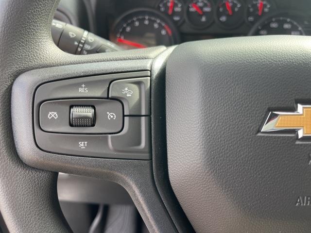 new 2025 Chevrolet Silverado 1500 car, priced at $46,285