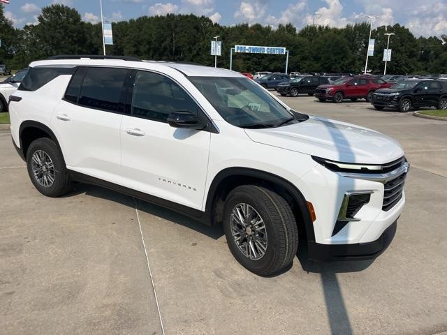new 2026 Chevrolet Traverse car, priced at $42,014