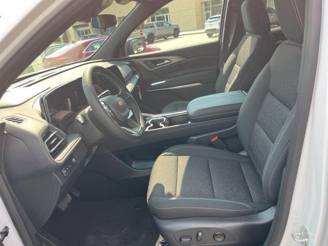 new 2026 Chevrolet Traverse car, priced at $42,014
