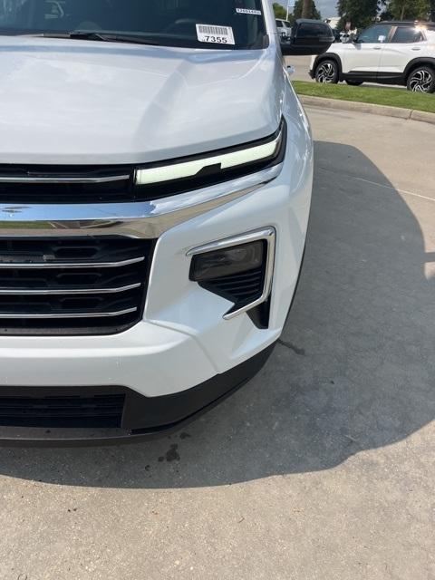new 2026 Chevrolet Traverse car, priced at $42,014