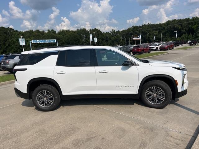new 2026 Chevrolet Traverse car, priced at $42,014