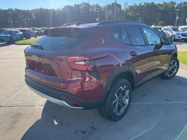 new 2025 Chevrolet Trax car, priced at $25,105