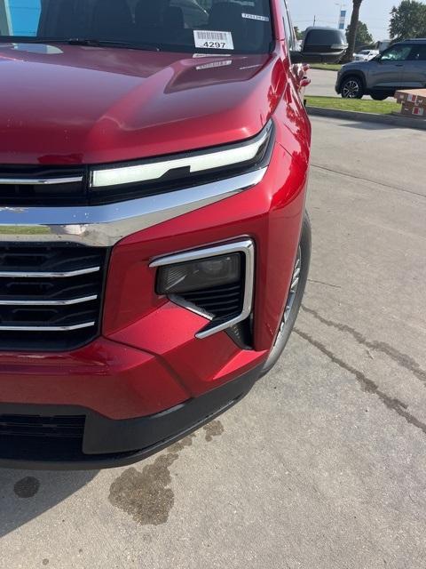 new 2025 Chevrolet Traverse car, priced at $44,124