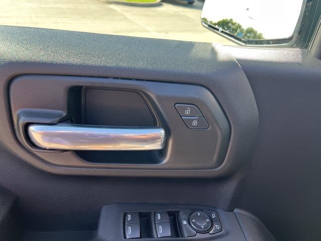 new 2025 Chevrolet Silverado 1500 car, priced at $46,774