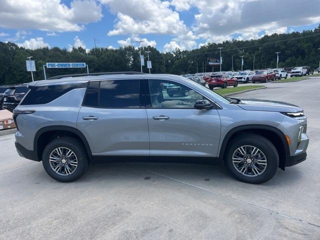 new 2026 Chevrolet Traverse car, priced at $43,239