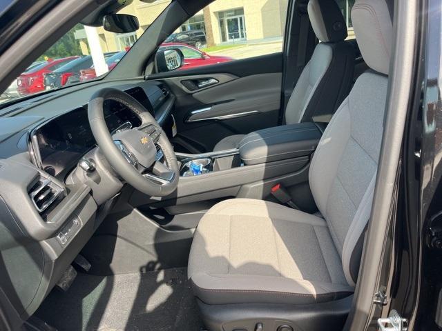 new 2025 Chevrolet Traverse car, priced at $42,594
