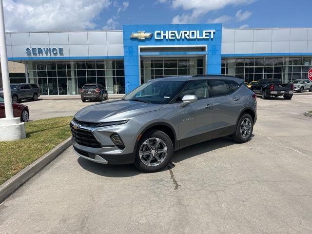 new 2025 Chevrolet Blazer car, priced at $34,014