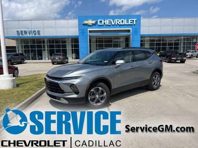 new 2025 Chevrolet Blazer car, priced at $34,014