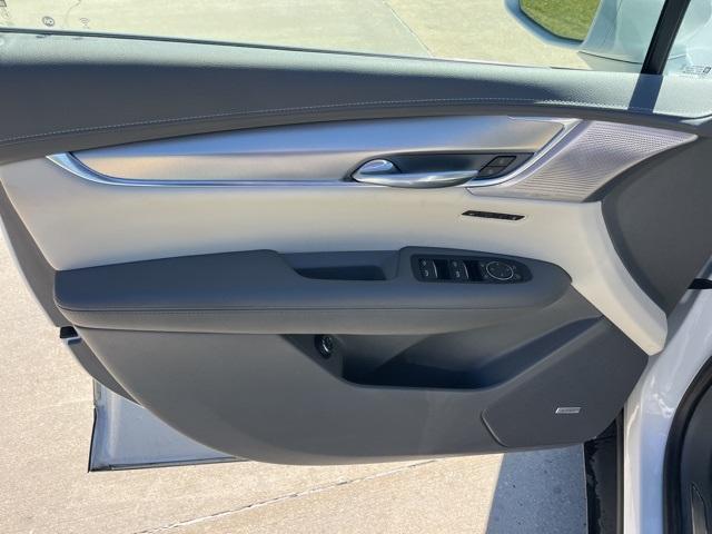 used 2020 Cadillac XT5 car, priced at $20,990