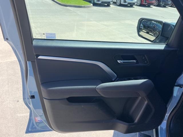 new 2025 Chevrolet Colorado car, priced at $43,149