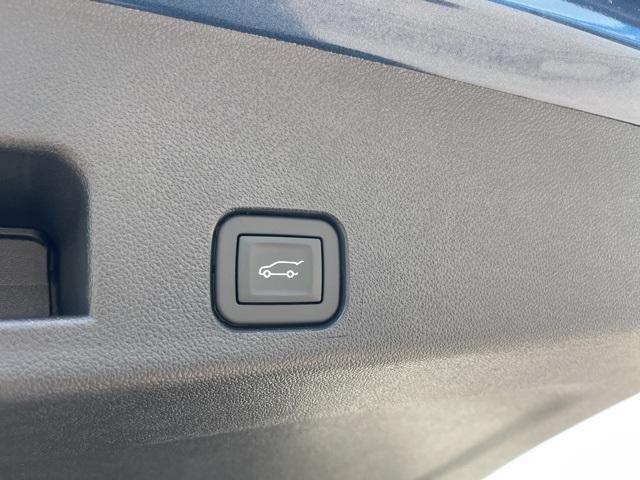 new 2026 Chevrolet Traverse car, priced at $56,899