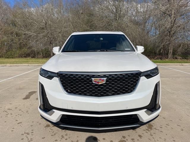 new 2025 Cadillac XT6 car, priced at $50,435