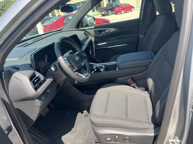 new 2025 Chevrolet Traverse car, priced at $42,094
