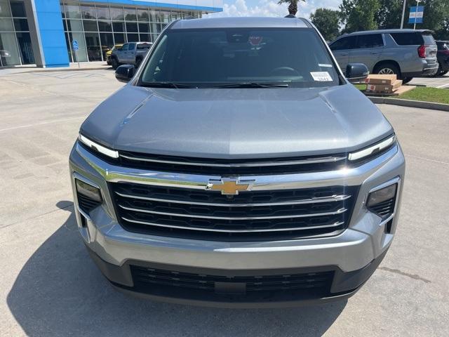 new 2025 Chevrolet Traverse car, priced at $42,094
