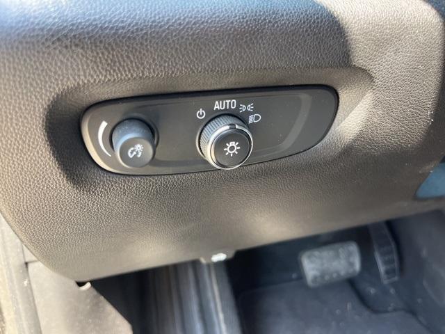 used 2020 Chevrolet Traverse car