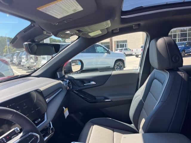 new 2025 Chevrolet Equinox car, priced at $32,645