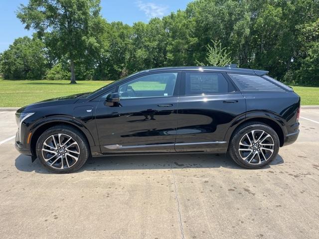 new 2025 Cadillac OPTIQ car, priced at $57,319