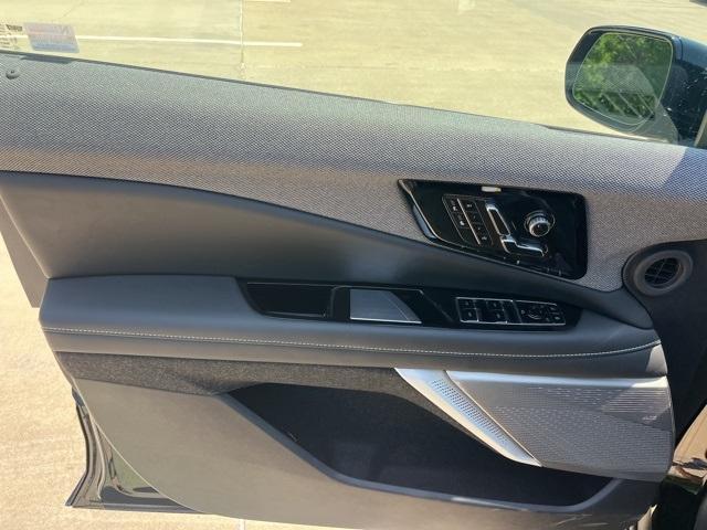 new 2025 Cadillac OPTIQ car, priced at $57,319