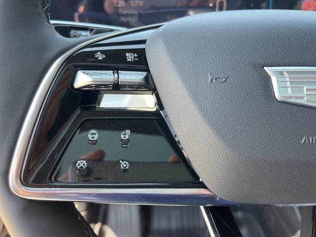 new 2025 Cadillac OPTIQ car, priced at $57,319