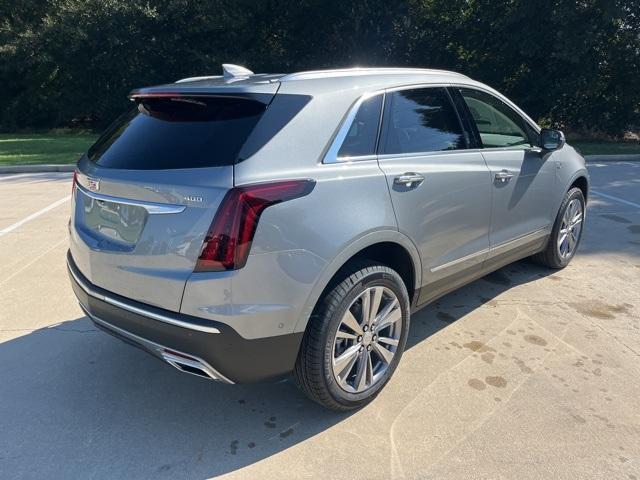 new 2025 Cadillac XT5 car, priced at $54,660