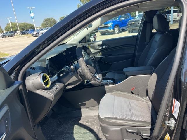 used 2025 Chevrolet Trax car, priced at $23,490