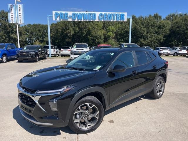 used 2025 Chevrolet Trax car, priced at $23,490