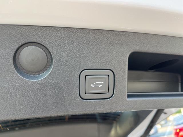 new 2026 Chevrolet Equinox car, priced at $35,609