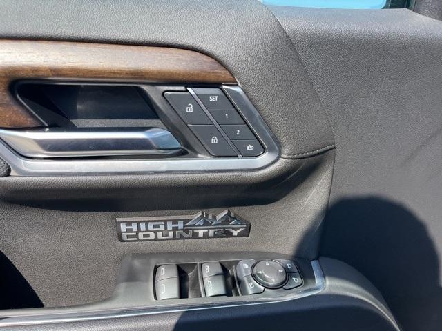 used 2025 Chevrolet Silverado 1500 car, priced at $62,990