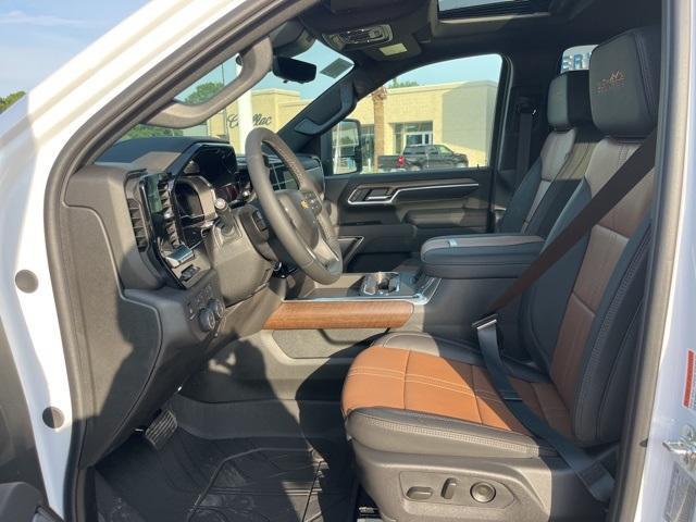 new 2025 Chevrolet Silverado 3500 car, priced at $93,664
