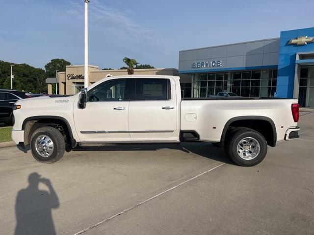 new 2025 Chevrolet Silverado 3500 car, priced at $93,664