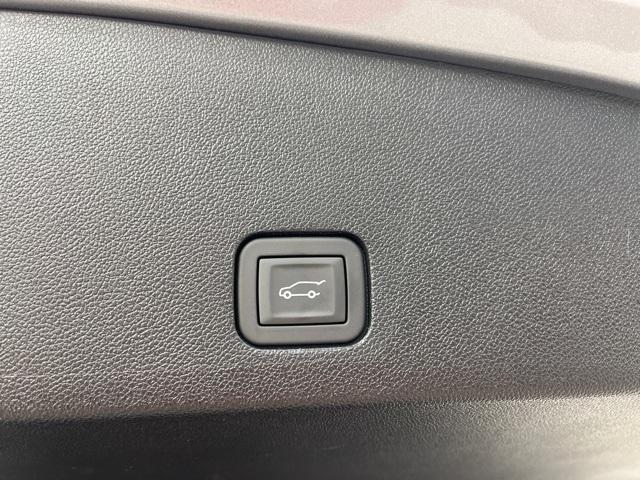 new 2025 Cadillac XT6 car, priced at $49,210