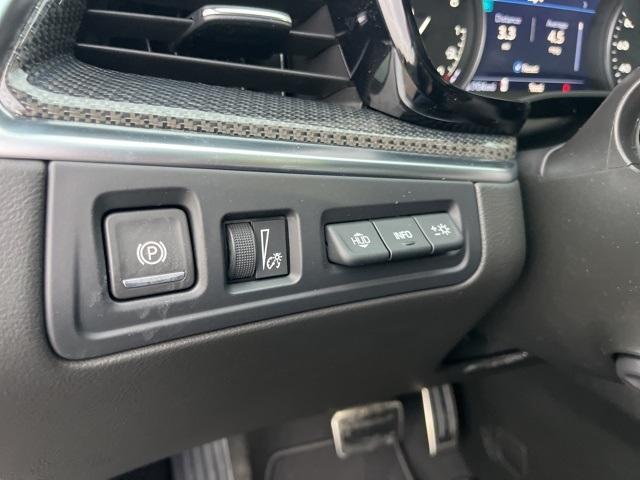new 2025 Cadillac XT5 car, priced at $62,185